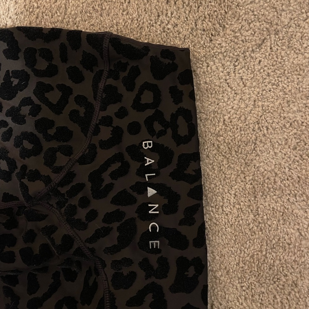 Balances athletica midnight cheetah leggings